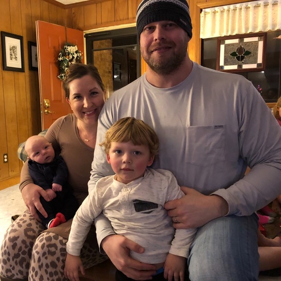 Meet your Posher, Kelly - Picture 2 of 2